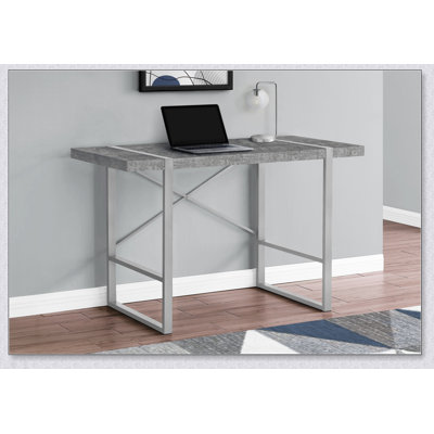 Industrial-Style Computer Desk for Home Office, Durable and Stylish with Ample Workspace and Metal Support