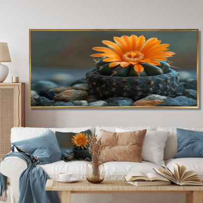 Fleur de cactus orange monochrome - art mural floral cactus