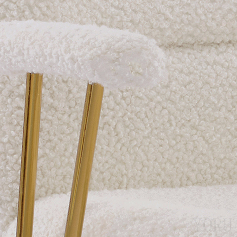 Chaise de bureau texturée en tissu blanc et doré Boucle, chaise de bureau moderne à hauteur ajustable avec accoudoirs rembourrés
