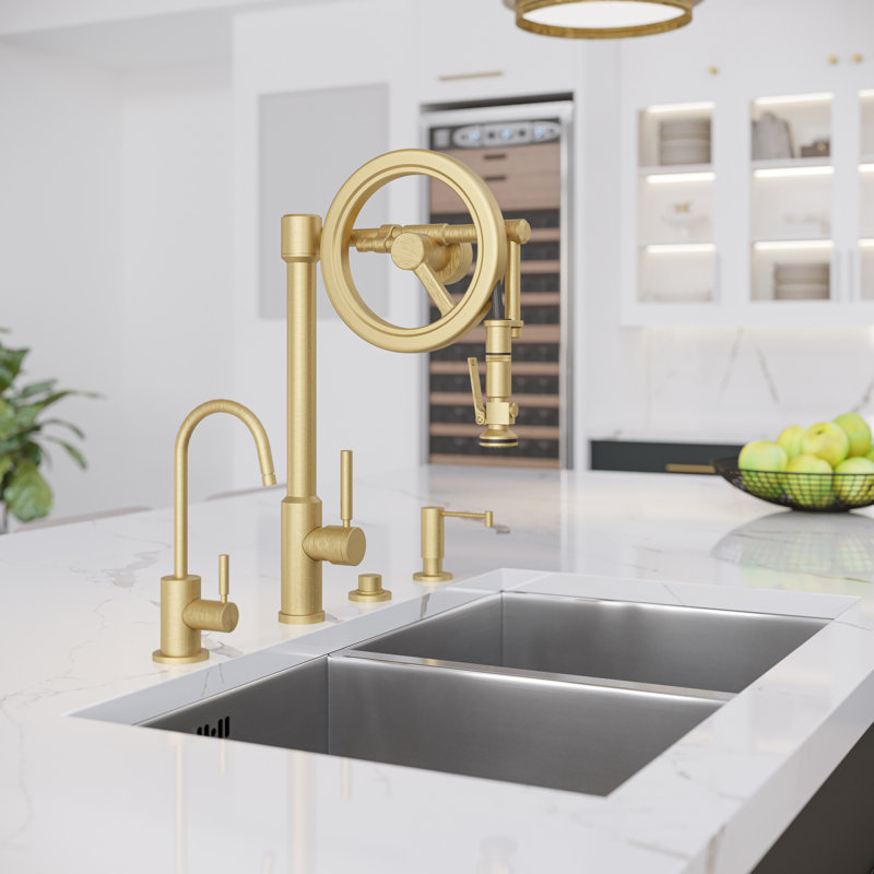 Endeavor Wheel Pulldown Faucet - Lever Sprayer, Chardonnay