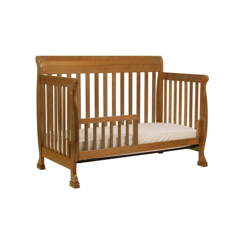 Ensemble de chambre de bébé standard convertible Kalani, Châtaignier