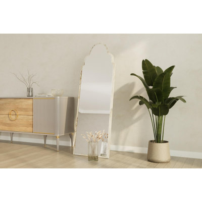 Élégant miroir mural 19,7 po x 63,0 po x 0,9 po | 100% panneau de fibres à densité moyenne avec finition écologique Flotale-E, couleur éphèse et marbre | Design traditionnel, parfait pour le salon, la chambre à coucher ou le vestibule