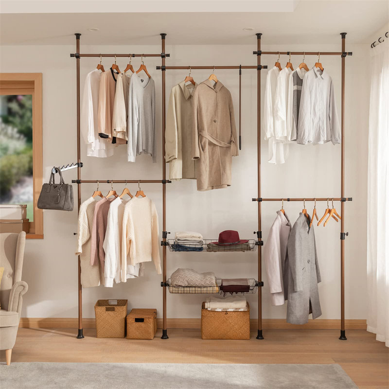 Adjustable Clothing Rack, Gold