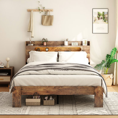 Structure de lit plateforme en bois pour chambre double avec tête de lit à DEL avec rangement et 2 ports, utilisation silencieuse, pas de sommier tapissier, installation sans effort, généreux sous la pièce, éclairage brun foncé, plusieurs appareils