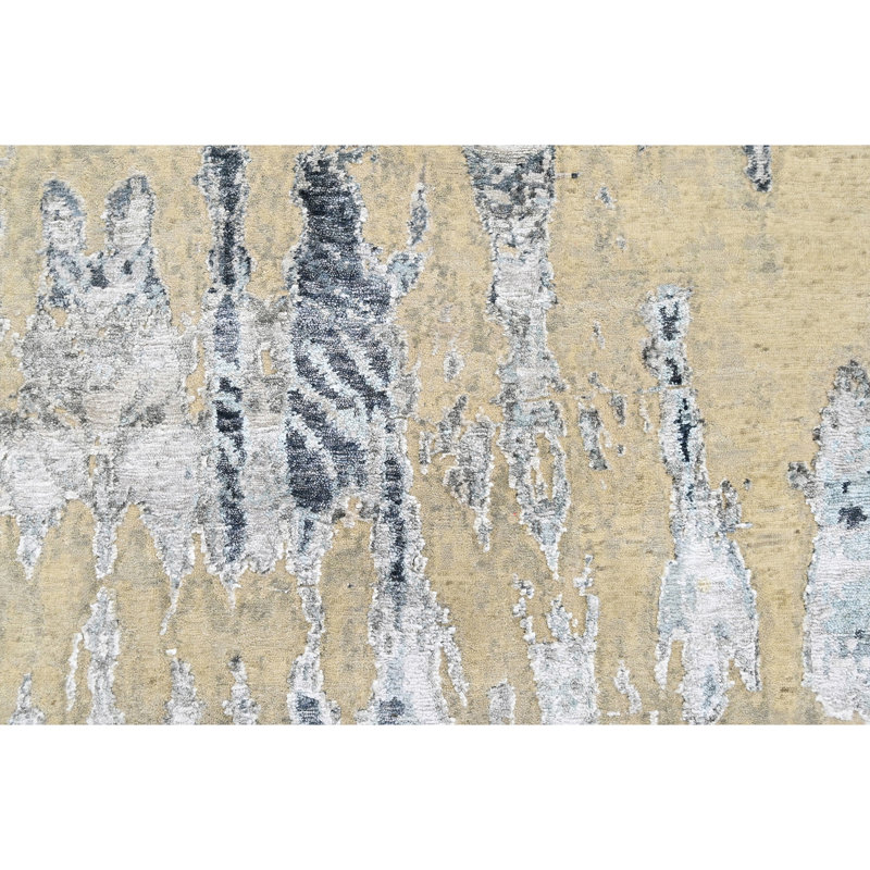 High-Quality Hand-Knotted Silver And Dark Grey Area Rug, Rectangle 5' x 8'