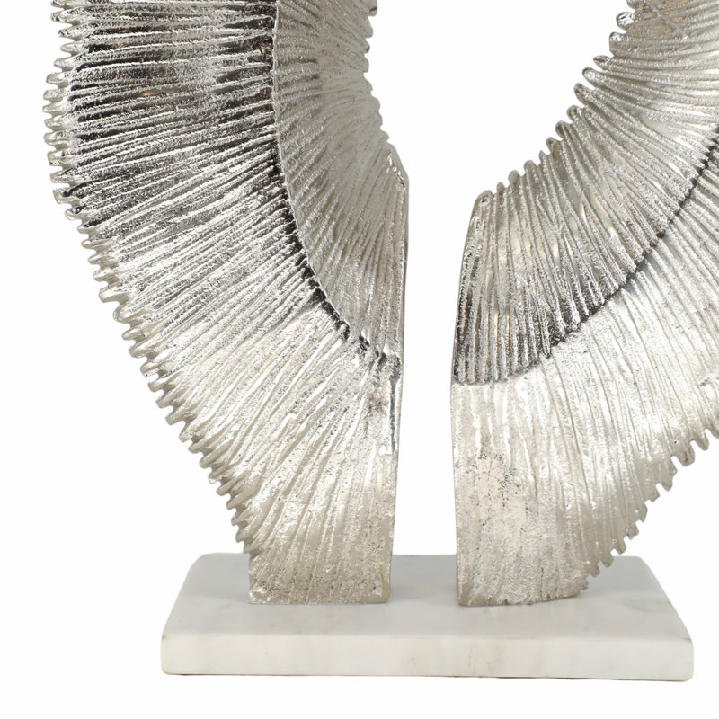 18" Shiloh Carved Statuary, Silver