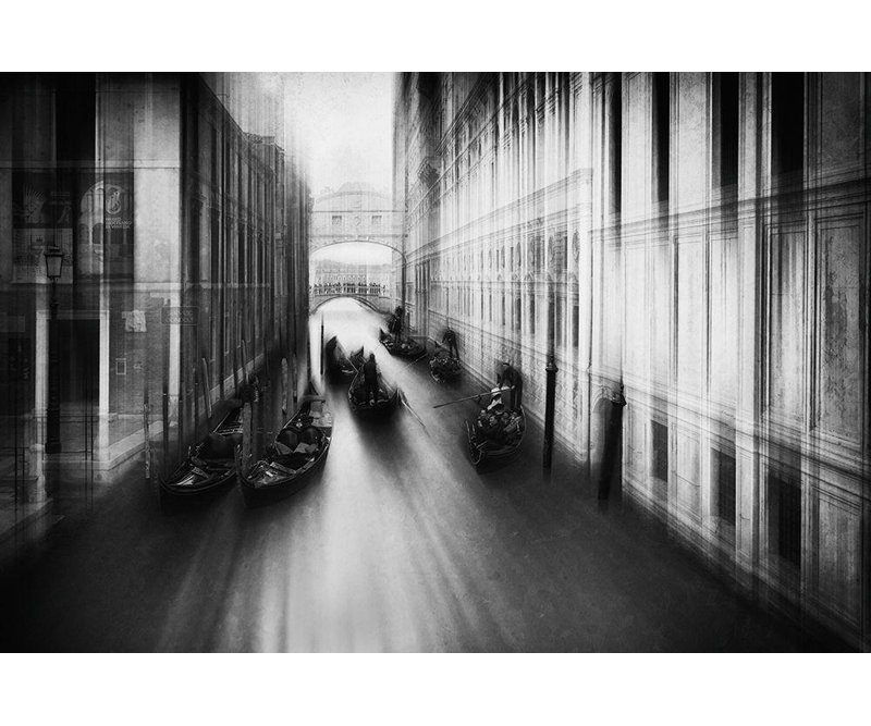 «Latitude Run® Schleicher, Schwarz, Rosstallha, art sur toile tendue sous le titre: Bridge of Sighs, H 17 po x l 24 po