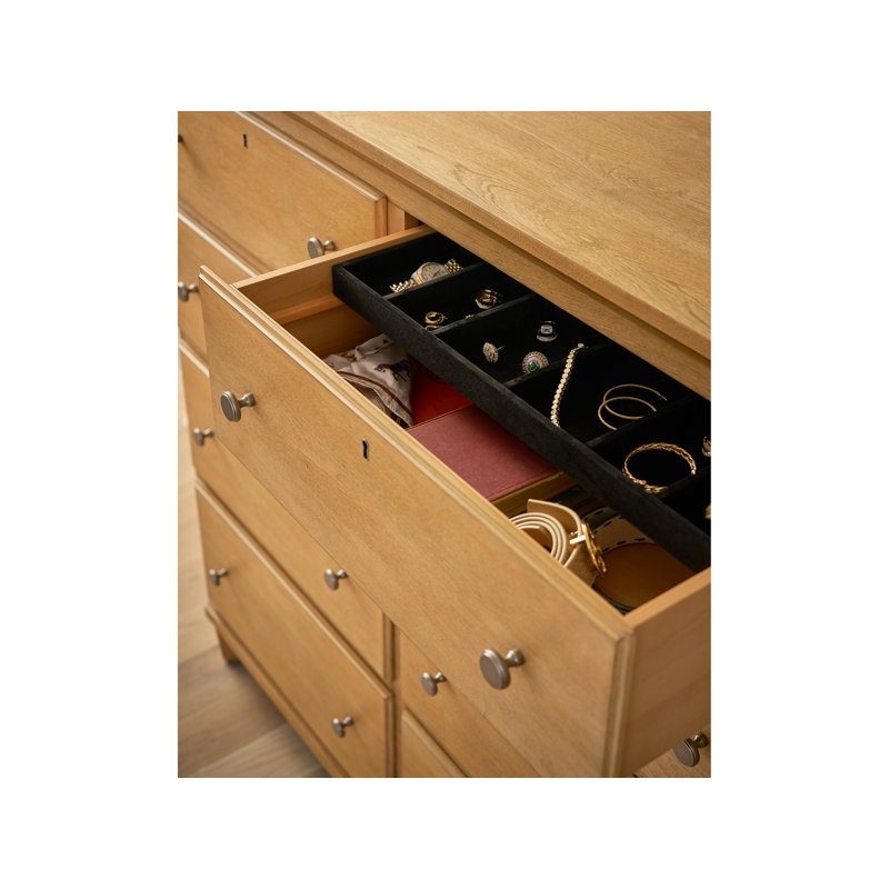 Brindle Chest, Brindle