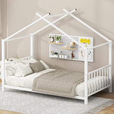 Lit plateforme simple en métal, blanc