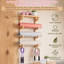 Support mural en bois pour tapis de yoga avec étagères flottantes et rangement pour rouleau de massage.