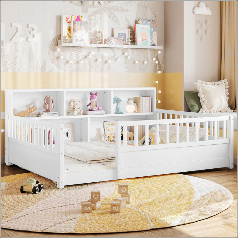 Lit double en bois avec garde-corps et rangement latéral pour les chambres modernes et fonctionnelles, Blanc