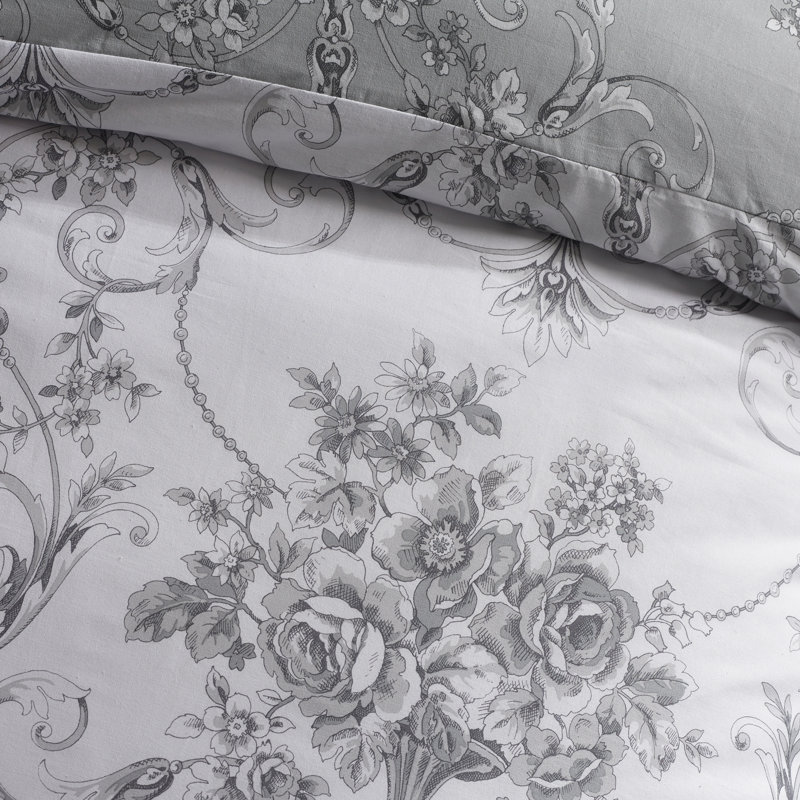 Antoinette Damask Reversible Duvet Cover Set, Single Bed (135 x 200 cm)