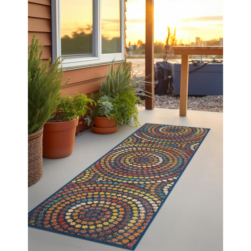 Gracye Geometric Indoor / Outdoor Rug, Runner 2'7" x 10'