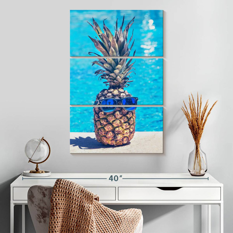 Yarlin Cool Pineapple, 32" H x 20" W