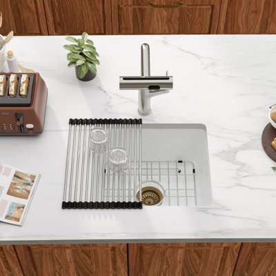 Évier de cuisine en quartz 18 po x 16 po en composite de granite