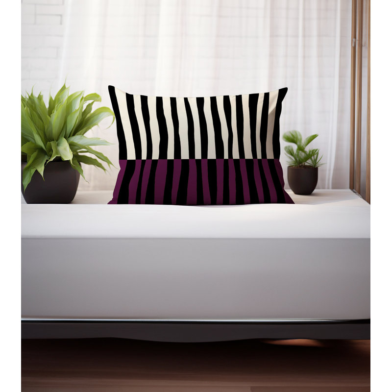Coussin décoratif réversible Humphrey, H 25 po x l 18 po, Pourpre / Blanc cassé