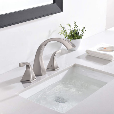 Widespread 2-handle Bathroom Faucet with Drain Assembly