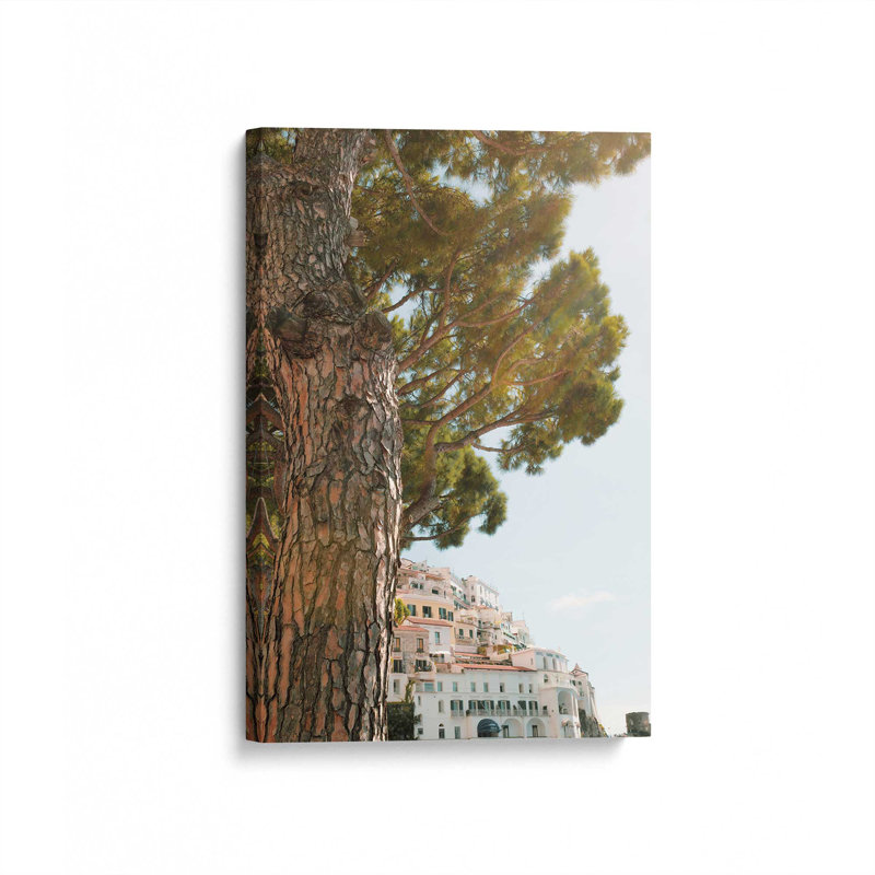 Impression sur toile Under the Pine, dans un cadre doré poli, 30 po x 20 po, H 18 po x l 12 po x P 1,25 po, Toile tendue