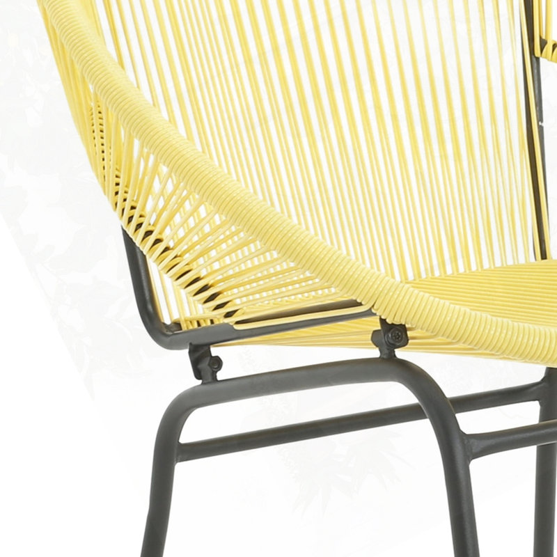 Chaise d'extérieur en osier, Jaune