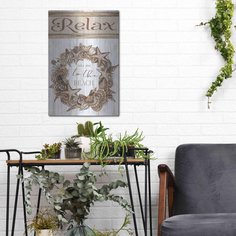 «Relax Shell Wreath» par Cindy Jacobs, H 16 po x l 12 po
