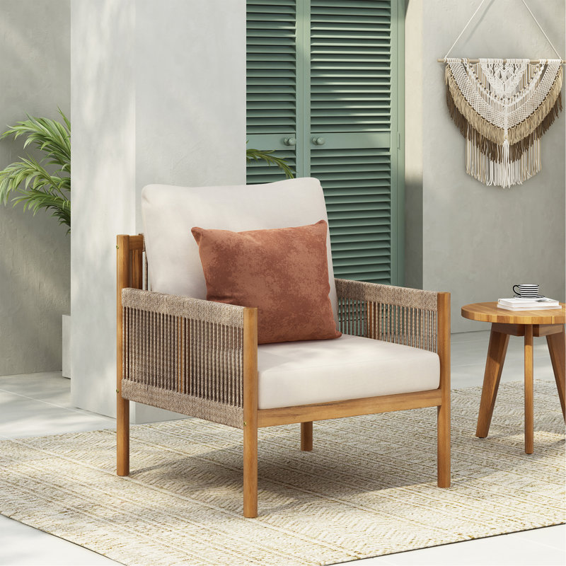 Méridienne d'extérieur moderne avec structure en bois massif et coussins en polyester confortables, parfaits pour la terrasse, le jardin ou le balcon