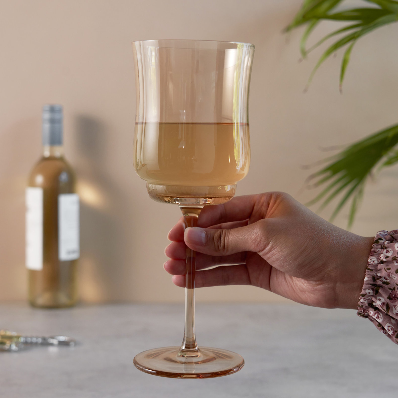 Tulip Stemmed Wine Glasses in Amber
