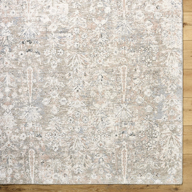 Arghira Traditional Machine Woven Area Rug, Round 5'3"