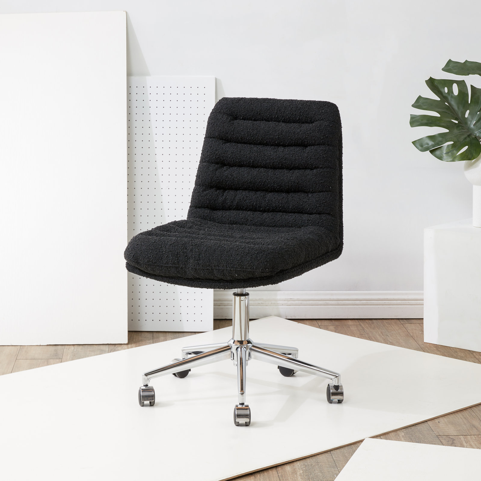 Ashia Swivel Office Chair, Black Boucle