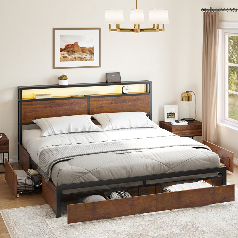 Lit Livia moderne King Full avec 4 tiroirs et tête de lit ouverte avec rangement, lampe DEL réglable et station de recharge, sommier non requis