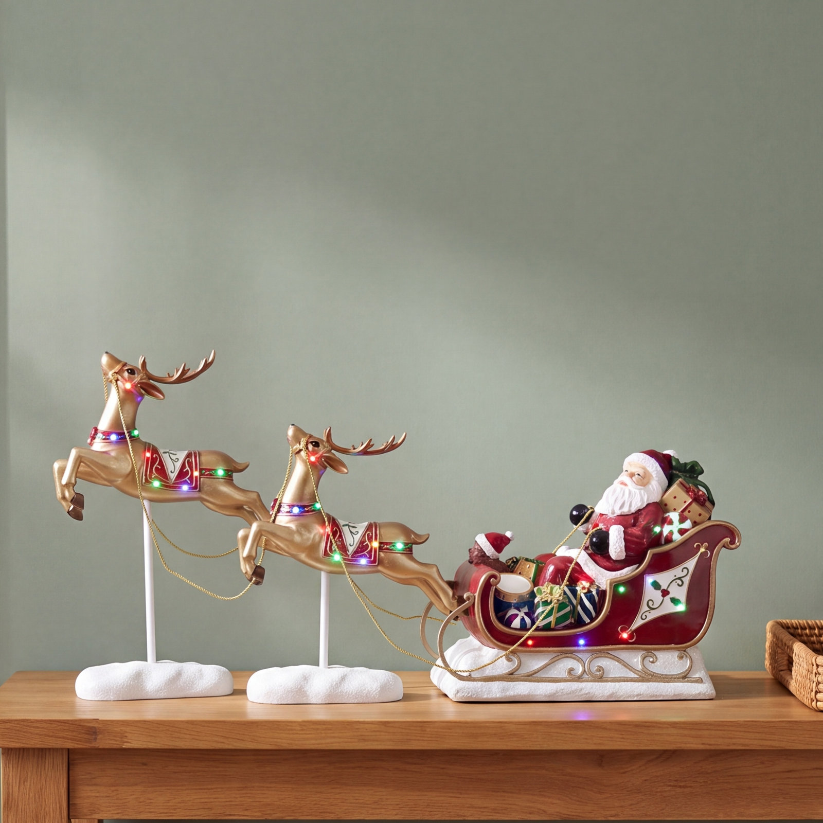 Outdoor Resin Decor Pre-Lit Santa Sleigh Decor
