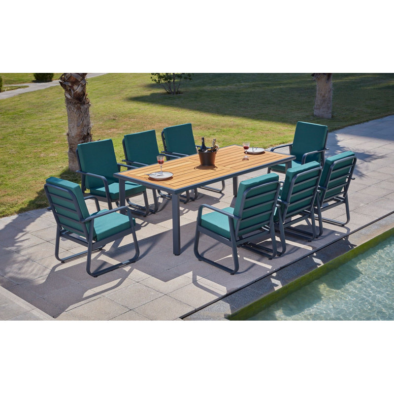 Ensemble de mobilier de jardin