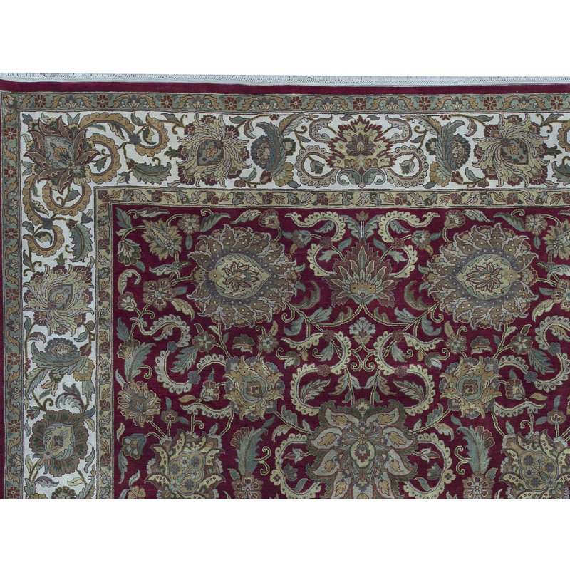 Tapis rouge foncé et ivoire noué à la main de haute qualité