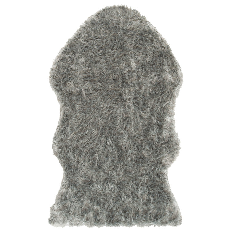 Tapis gris foncé Brennan