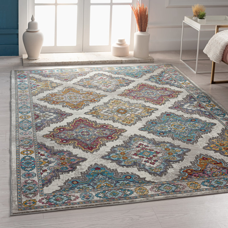 Emmery Indoor Rug, Rectangle 5' x 7'6"