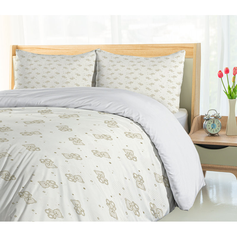 No Duvet Cover, California King Duvet Cover + 2 Standard Shams