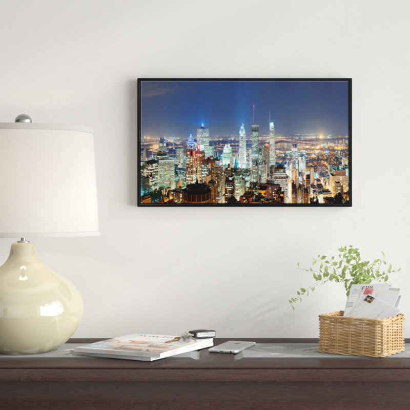 «Montreal at Dusk Panorama», photographie encadrée sur toile, H 12 po x l 20 po x P 1 po