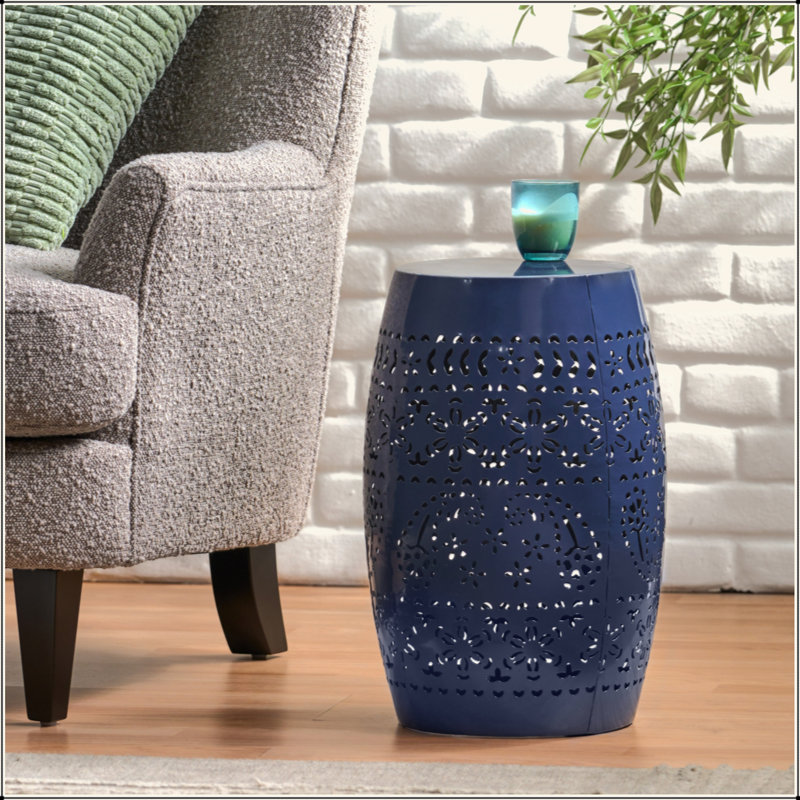 Table d'appoint unique en métal avec motif en dentelle pour différents espaces, Bleu très foncé