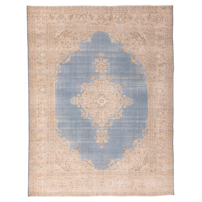 Tapis bleu ciel Antalya 8 pi 5 po x 11 pi 1 po