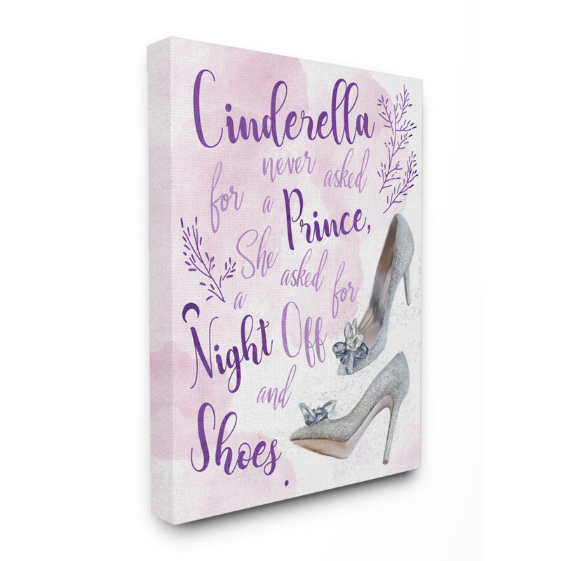 «Princess's Night off Glam Glitz Heels Fantasy», reproduction d'impression, H 30 po x l 24 po x P 1,5 po, Toile tendue