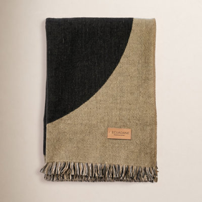 Jovista Machine Woven Throw Blanket