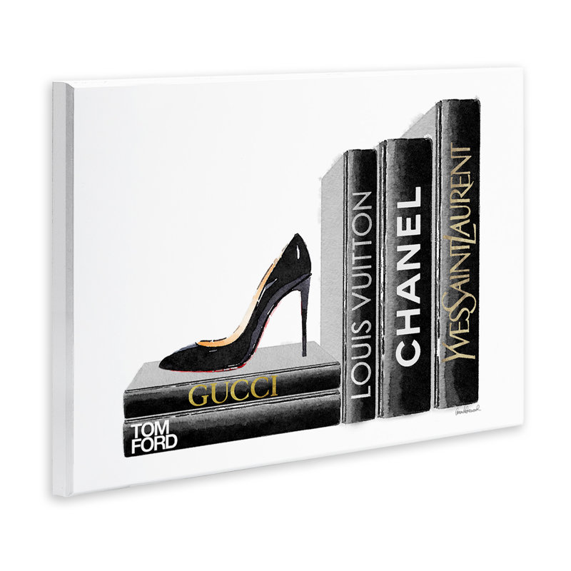 «High Fashion Book Shelf with Stilettos Heel», reproduction d'impression, H 13 po x l 19 po