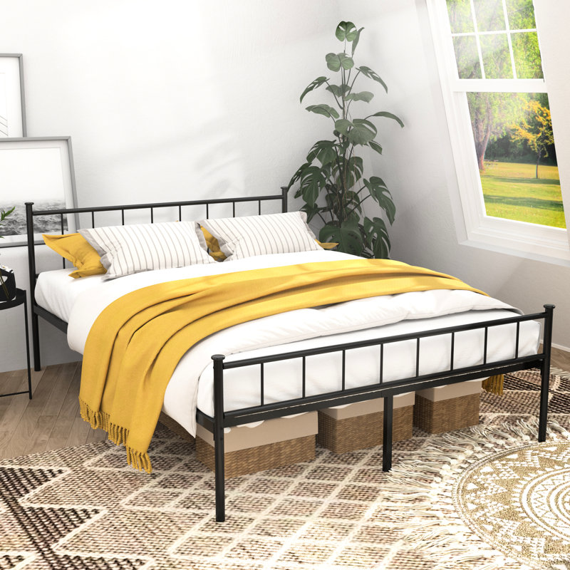 Structure de lit pour grand lit en noir, tête de lit et structure renforcée, sans sommier, espace de rangement sous le lit pour une chambre bien rangée, matériau texturé épais avec rangement en métal noir, ressorts nécessaires