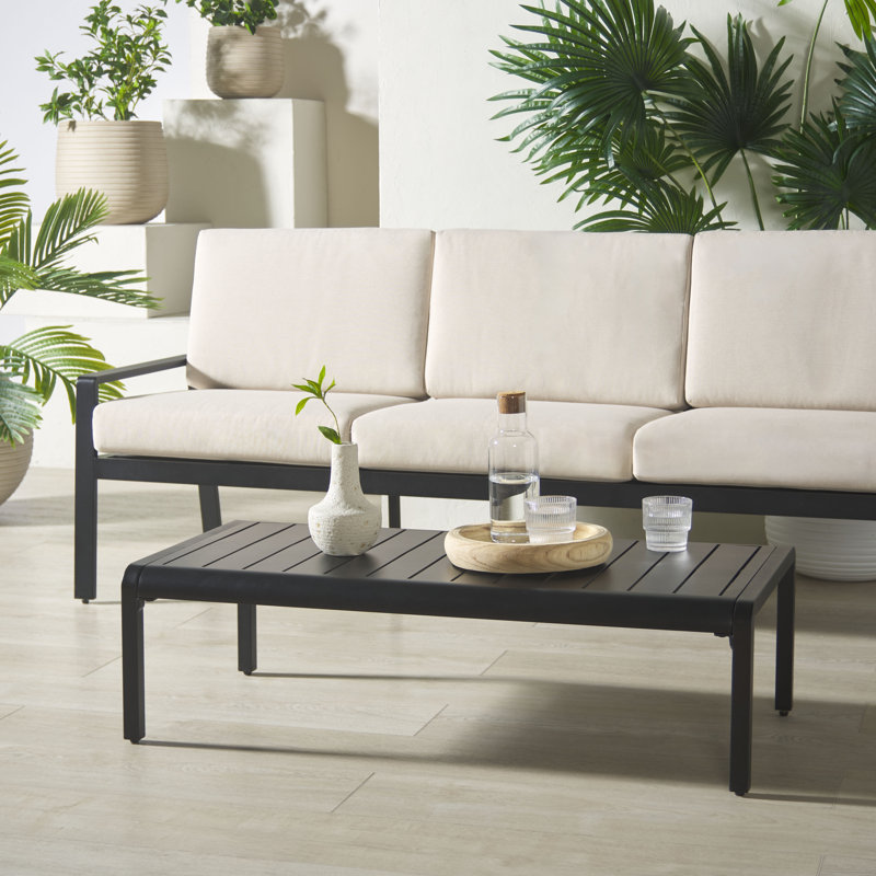 Table basse d'extérieur en aluminium Aeryn Mittal