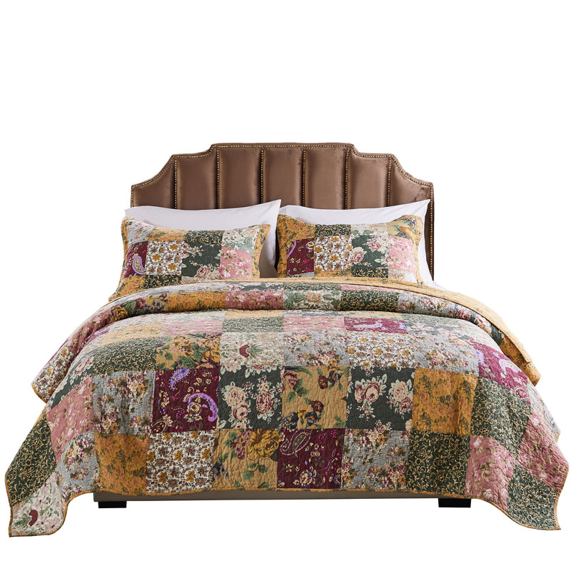 Ivory Cotton Reversible Full Quilt Set with Pattern