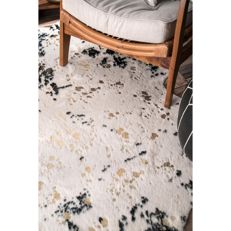 Chehalis Animal Print Area Rug, Novelty 175 x 231cm