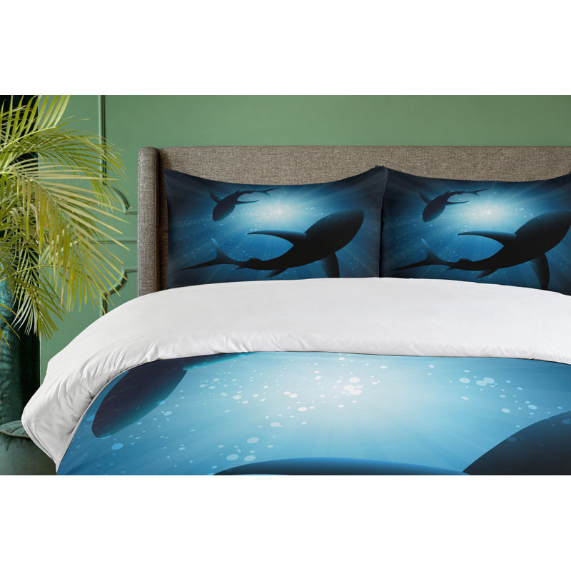 Shark Modern & Contemporary Polyester Duvet Cover, Queen
