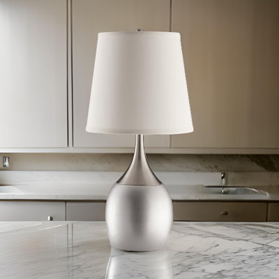 Keemia Metal Table Lamp