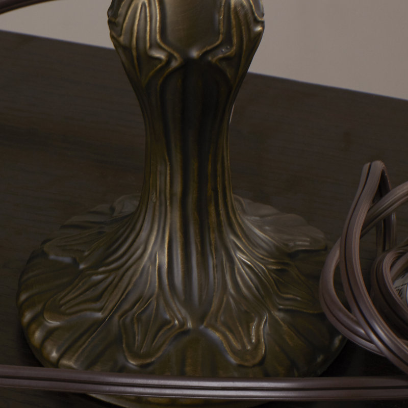 Lampe de table 13,5 po libellule Churchill