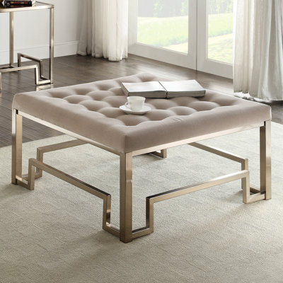 Beige moderne et champagne avec base texturée en champagne, convient aux espaces de vie