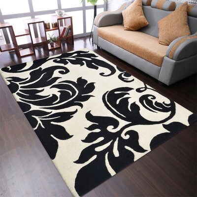 Mcalpine HAND TUFTED WOOL ECO-FRIENDLY AREA RUGS, Cream Black Color, Floral Design -  Alcott HillÂ®, ALTH4975 43681662